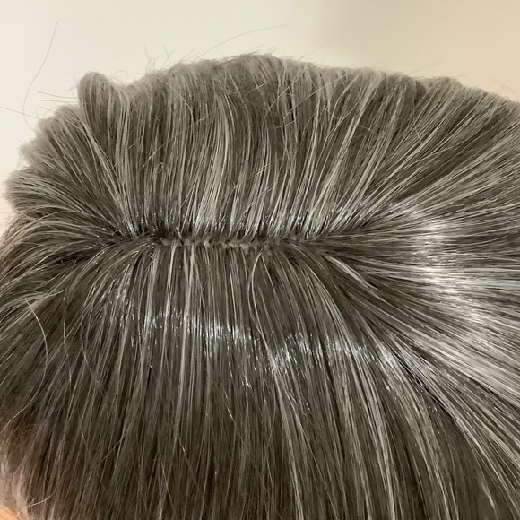 NEW Dark grey wig w Highlights - Picture 5 of 11